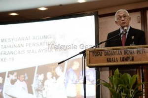 Pengerusi Malaysian Franchise Association (MFA), Datuk Mohd Latip Sarrugi menyampaikan kata-kata aluan pada majlis perasmian Mesyuarat Agung Tahunan MFA di Pusat Dagangan Dunia Putra (PWTC) pada 29 Mei 2014. Foto: ASHRAF MUSTAQIM BADRUL MUNIR. 