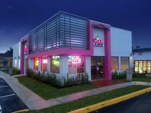 Boy band Bunkface diversifies with early restaurant market entry; collaborates with local Halal-certified Miami Grill franchise owner