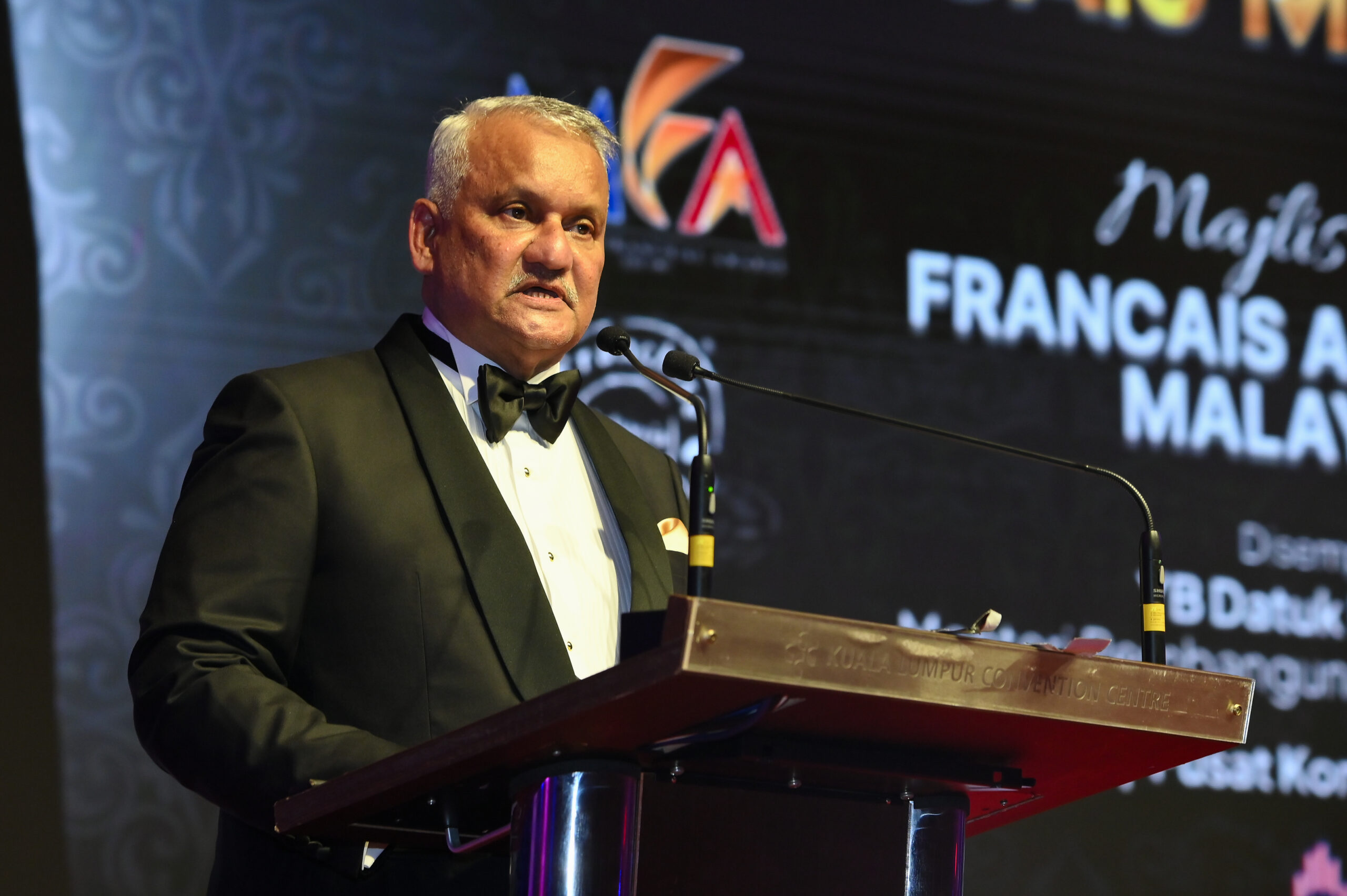 PENGERUSI-MFA-DATUK-DR.-RADZALI-HASSAN