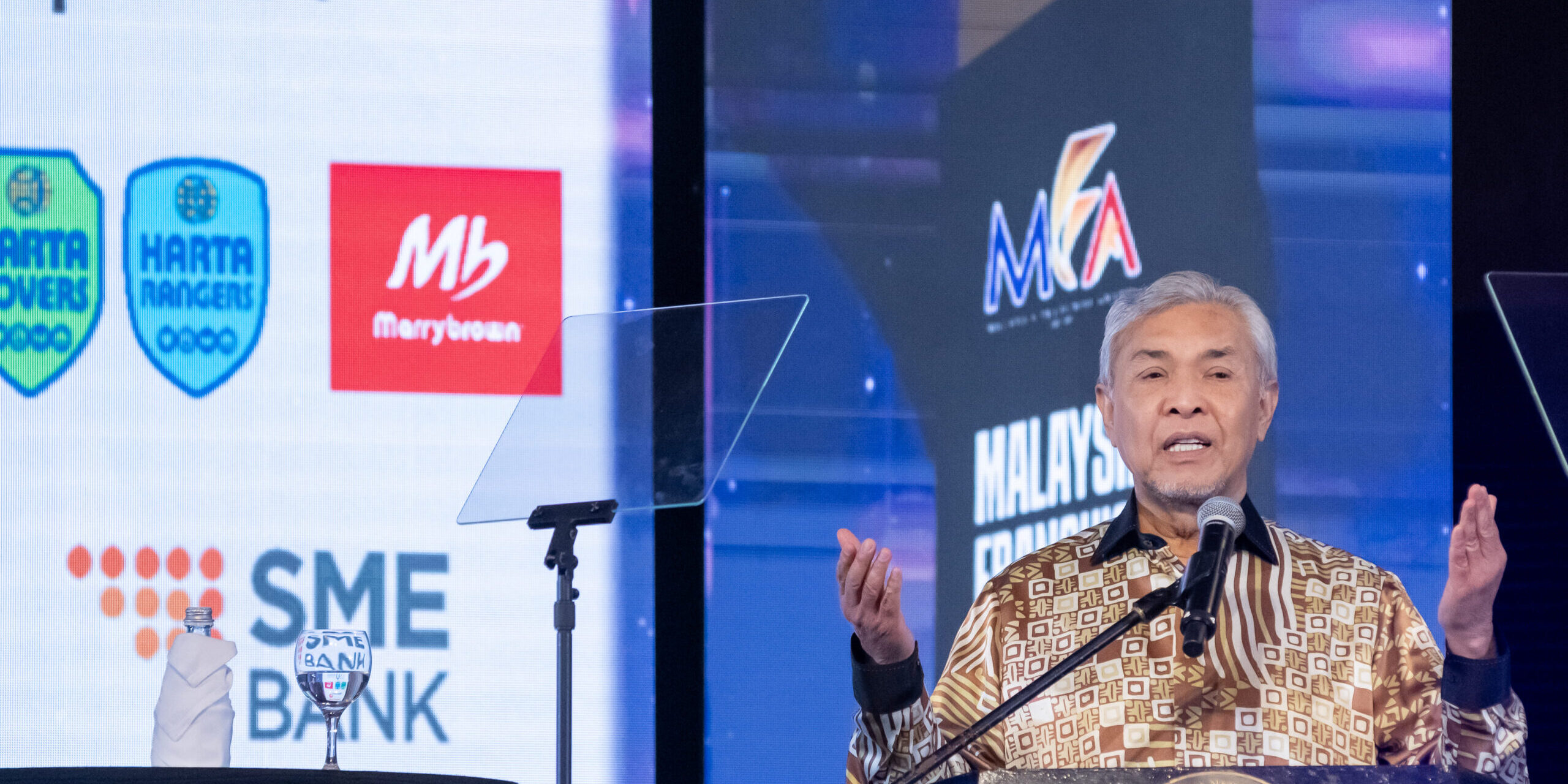 20251215_MAF-0397j6SxgMy